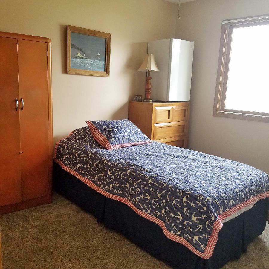 Hampton House Detroit-Mount Clemens-Clinton-Chesterfield Clinton Township Extérieur photo